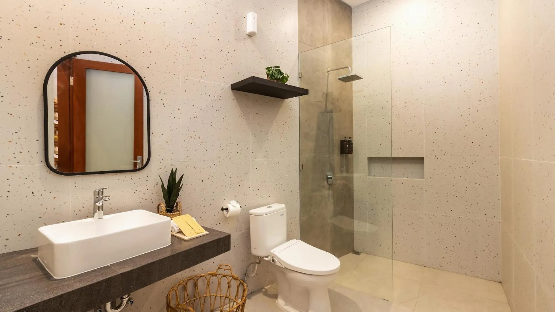 Villa Lavinia - Private Pool Villa - Seminyak Kuta - Double Six Beach 塞米亚克