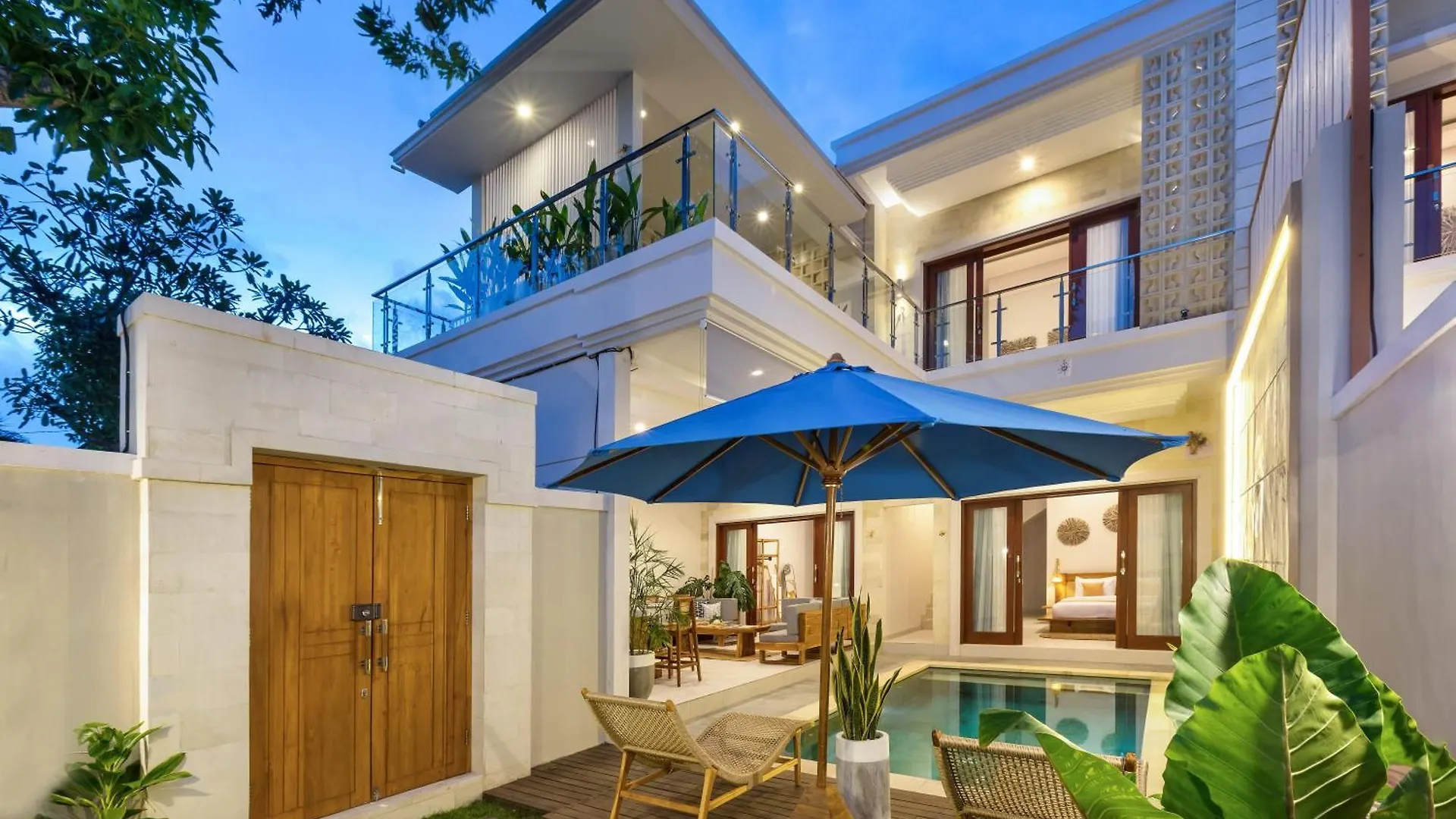 Villa Lavinia - Private Pool Villa - Seminyak Kuta - Double Six Beach
