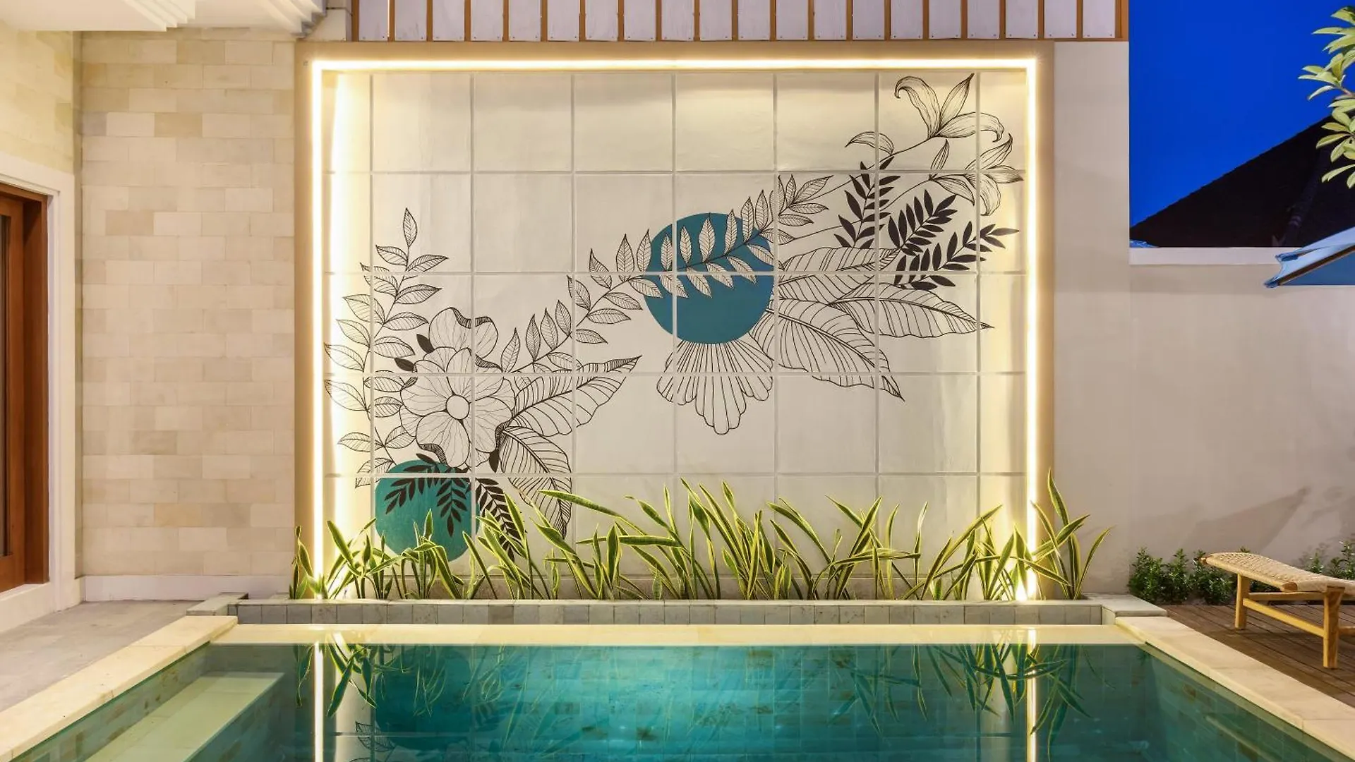 Villa Lavinia - Private Pool Villa - Seminyak Kuta - Double Six Beach