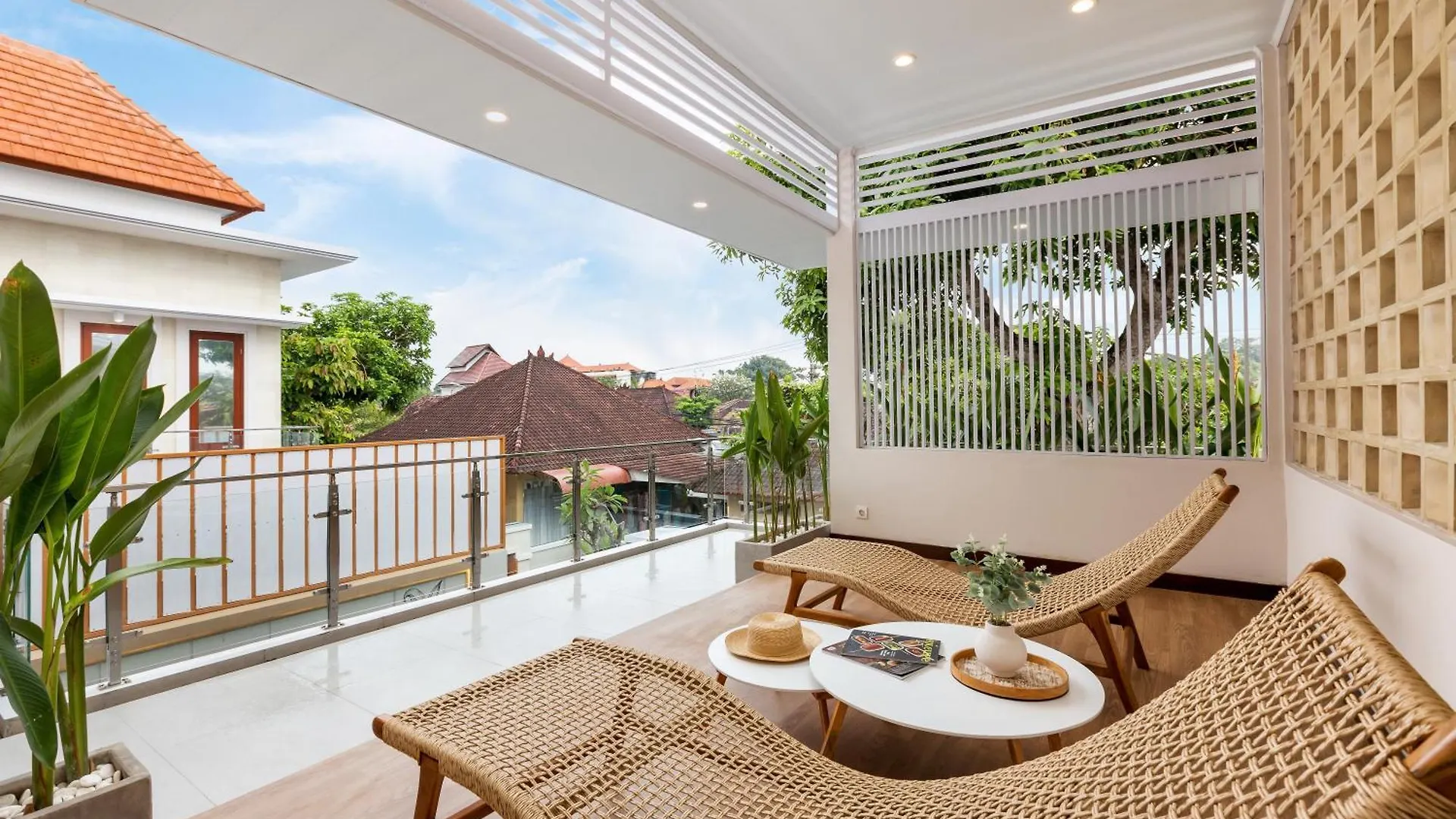 Villa Lavinia - Private Pool Villa - Seminyak Kuta - Double Six Beach