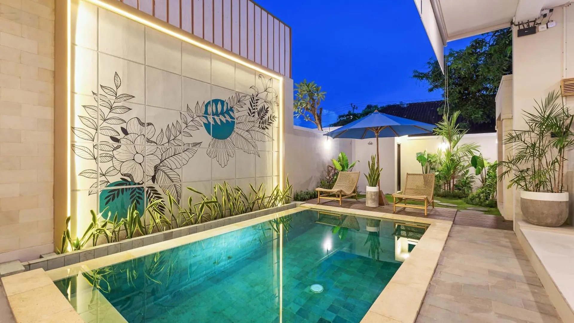 Villa Lavinia - Private Pool Villa - Seminyak Kuta - Double Six Beach Indonesien